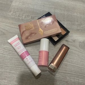 💕Makeup bundle💕